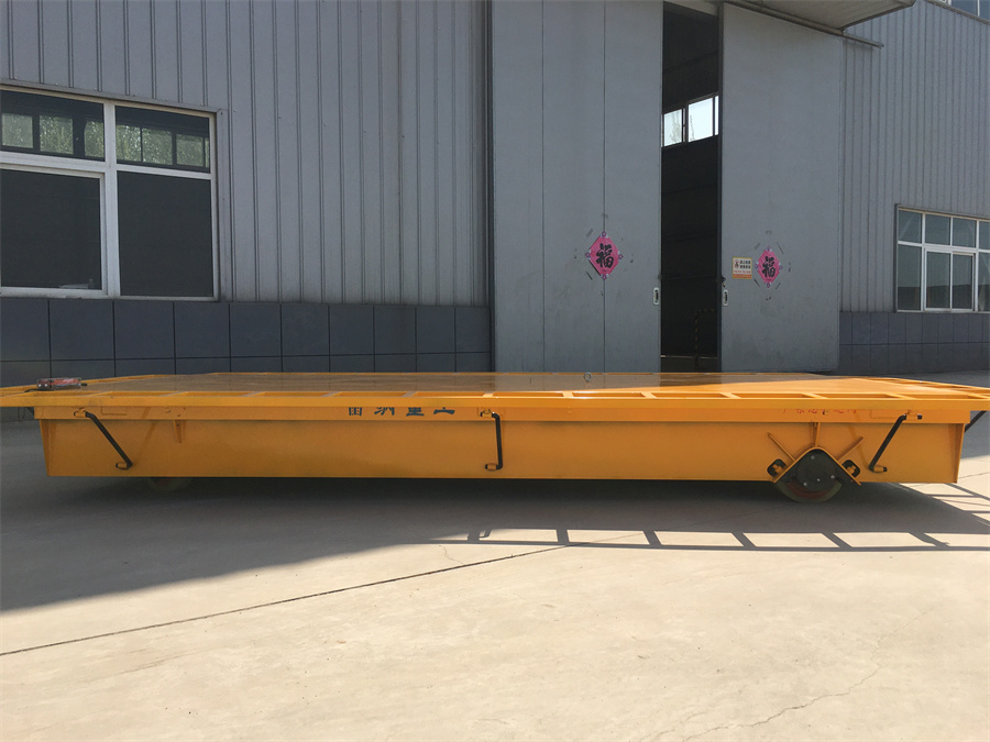 無軌電動(dòng)平車 四周增加可拆卸防護(hù)欄