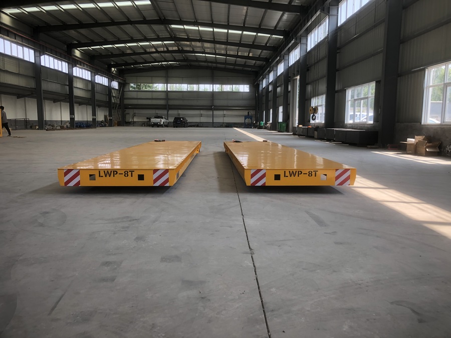 陜西客戶定制載重8噸無軌電動(dòng)平車
